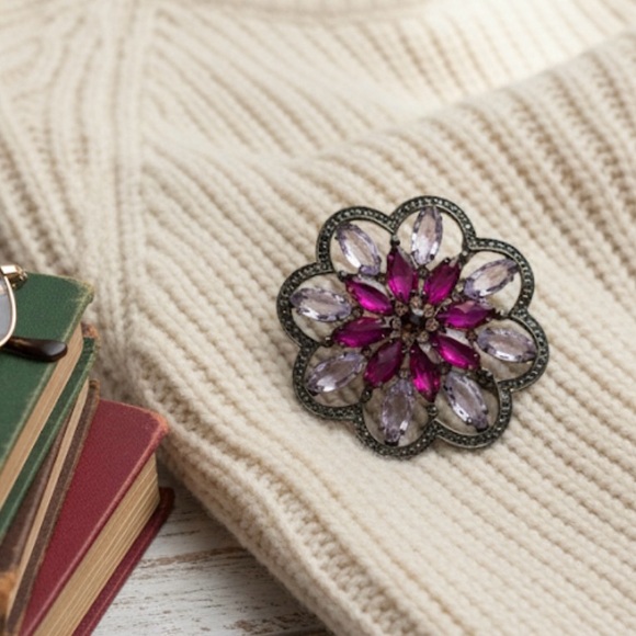 Amethyst & Rhodolite-Style Crystal Flower Statement Brooch - Picture 12 of 14